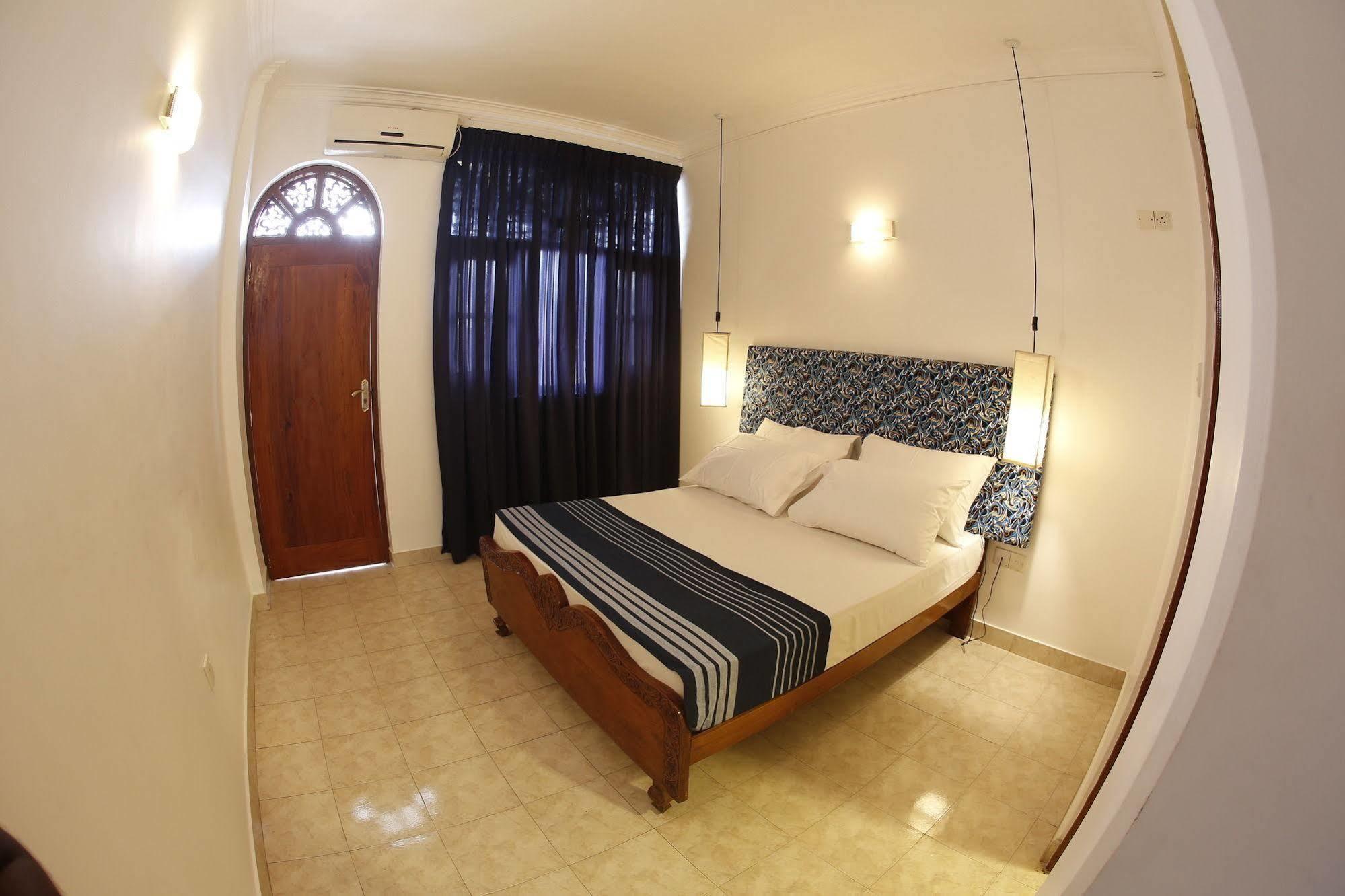 The Reef Beach Hotel Negombo Exteriér fotografie