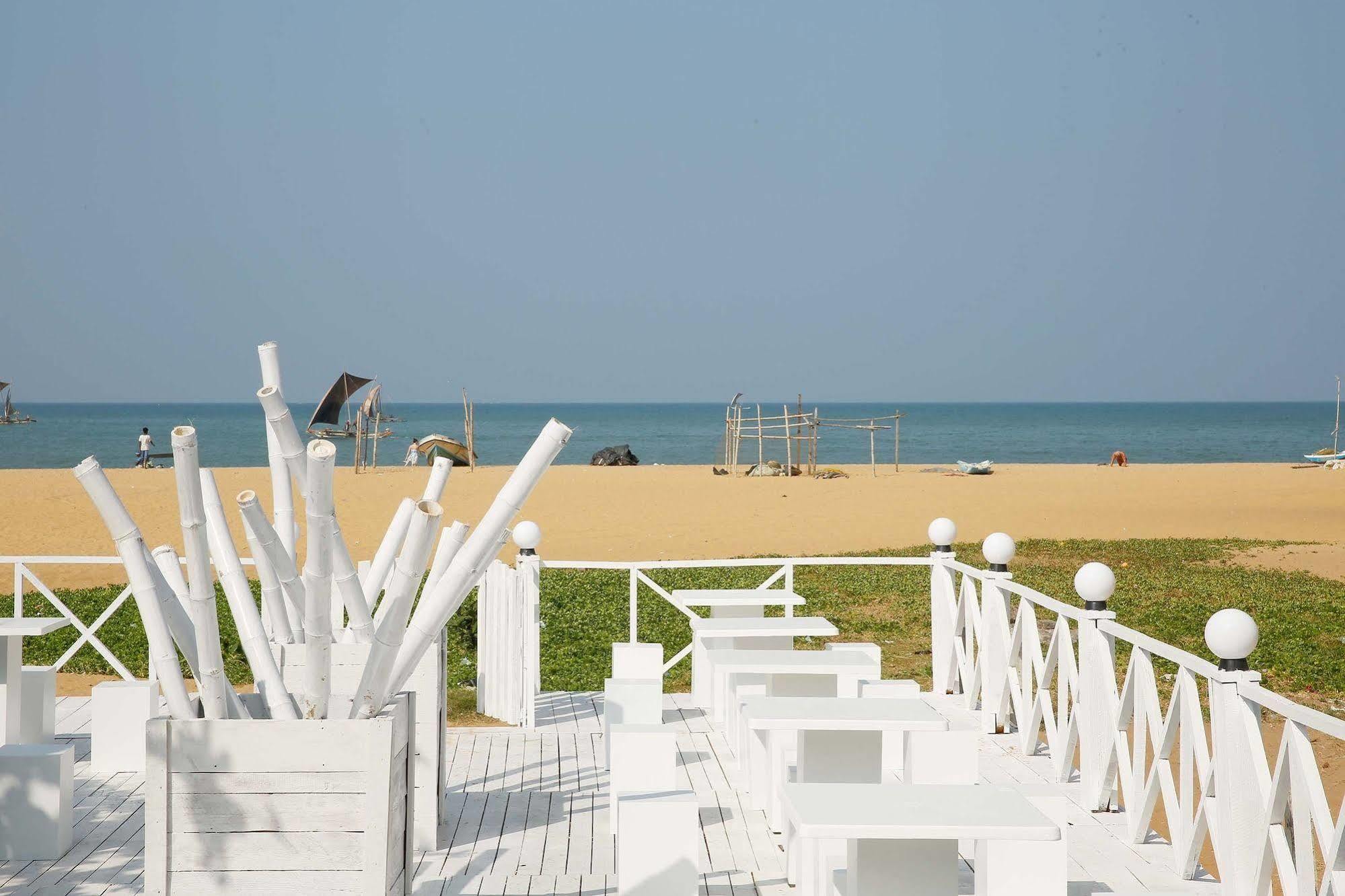 The Reef Beach Hotel Negombo Exteriér fotografie